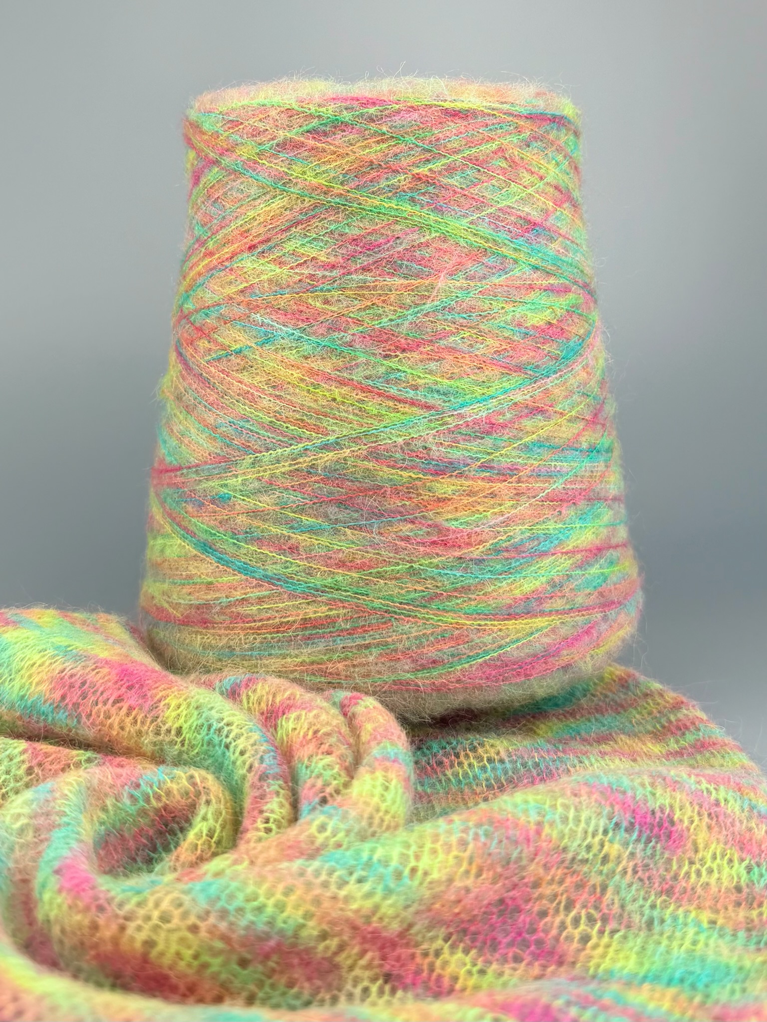 Zimpfer Wolle Selezione Art. Soriano Nm 1/15 – Fil en alpaga baby col. Rose, vert d’eau et jaune 02 photo 3